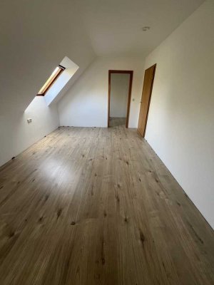 Teilsanierte 3,5-Raum-Wohnung mit Balkon in Bisingen