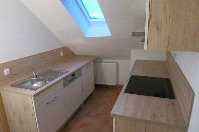 Schöne drei Zimmer Wohnung in Limburg-Weilburg (Kreis), Bad Camberg