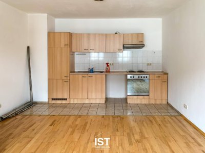 Altheim - Ideal für Singles: 2-Zimmer-Wohnung im Zentrum