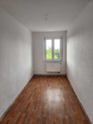 renovierte 4 Zimmerwohnung in der Waldstraße