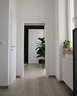 Sanierte 3-Zimmer-Altbauwohnung mit großem Balkon (13m²) im Grenzgebiet 17./18. Bezirk