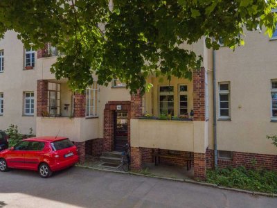 Leipzig! Kleine Dachgeschosswohnung mit Terrasse - ideal für Anleger!