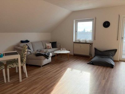 Exklusive 2-Zimmer-Dachgeschosswohnung in Gaimersheim