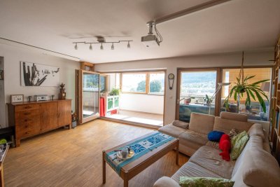 Rückzugsort mitten in Telfs: Helle 4-Zimmer-Wohnung mit Wintergarten zum Innenhof