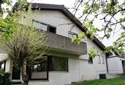 „Wohnen im Grünen“ Einfamilienhaus in ruhiger Lage mit Fernblick