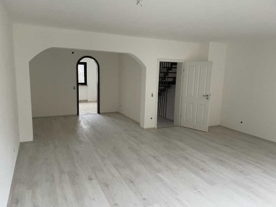 Charmantes Reihenhaus mit 5 Zimmern in Wuppertal-uellendahl-Katernberg