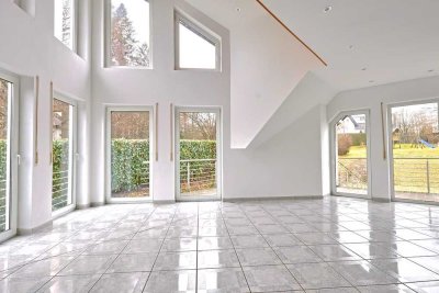 Lichtdurchflutete Maisonette Wohnung mit Galerie