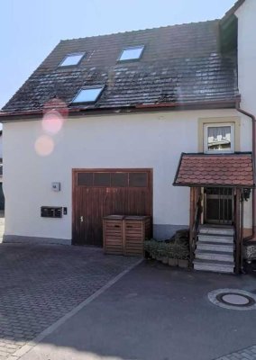 Attraktive 2-Zimmer-Wohnung mit Balkon und EBK in Konstanz