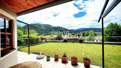 Grandiose Aussicht: Wohnen und Arbeiten in natürlichem Ambiente - Weinkeller und Garage