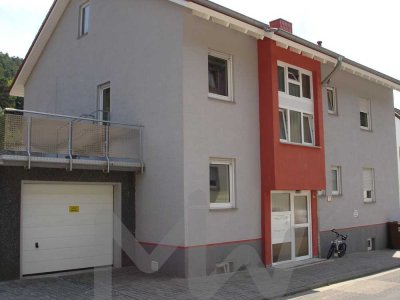 Moderne 4-Zimmer-Wohnung mit EBK, Terrasse und Kamin in ruhiger Lage von Kaiserslautern-Hohenecken