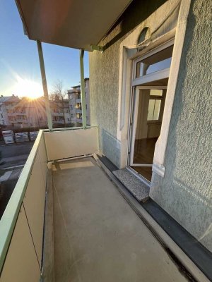 Erstbezug nach Renovierung - 5-Raumwohnung im 1. OG in ruhiger Lage