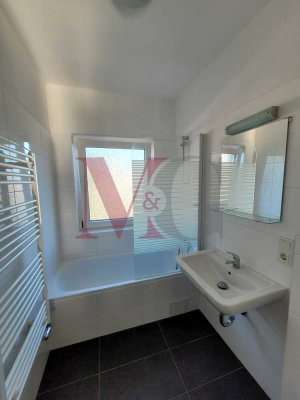 Schöne 3 - Zimmer Wohnung mit Balkon in Heppens