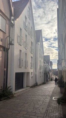 Moderne 3-Zimmer-Wohnung mit gehobener Ausstattung im Herzen von Leonberg