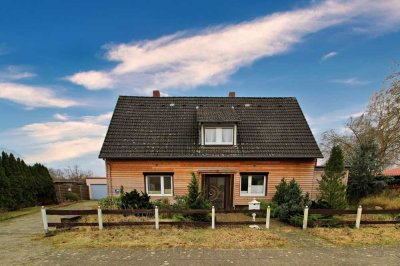 Einfamilienhaus mit 5 Zimmern in traumhafter Feldrandlage mit großem Grundstück in Wipshausen