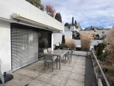 Sonnige moderne Architekturwohnung  mit Wellnessbad, Terrassen, Garage, kernsaniert