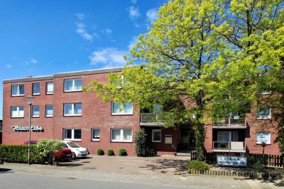 Großzügige, individuelle Eigentumswohnung mit Kamin, ruhige Sonnenterrasse u. idyllisches Grundstück