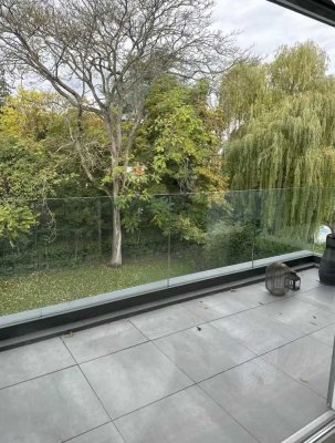 Penthauswohnung voll möbliert für ein Jahr