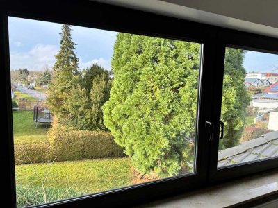 Vollständig renovierte 1-Zimmer-Dachgeschosswohnung mit Einbauküche in Buchen