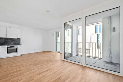 Attraktive 4-Zimmer-Wohnung mit Loggia und Balkon im Zentrum von Kiel
