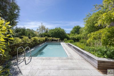 TRAUMLAGE PÖSTLINGBERG - Mitten im Grünen mit Fernblick und doch zentral - Villa mit Charakter &amp; Charme