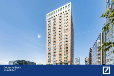 Exklusives Wohnen im Medienhafen: Luxuriöse 3 Zi.-Wohnung mit Einbauküche und TG-Stellplatz