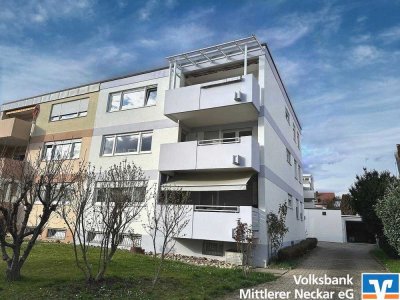 Großzügige und helle 4-Zi.-Wohnung mit tollem Südbalkon und Einzelgarage in Köngen