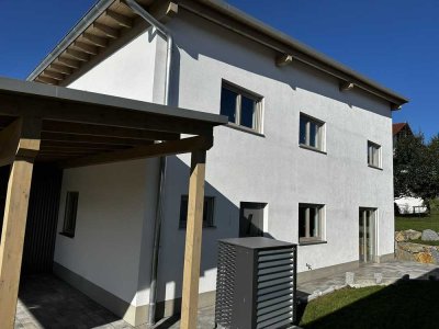 Doppelhaushälfte mit kleinem Garten