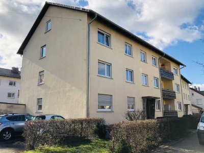Großzügige neuwertige 3,5 Zimmer-Wohnung mit Küche und Balkon  in Eislingen-Süd WG geeignet da 2 WC