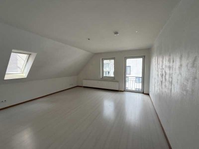 3 Zimmer Wohnung mit hellem Wohnzimmer