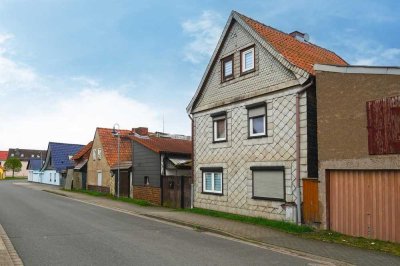 Einfamilienhaus mit Nebengebäude - vermietet