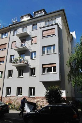Provisionsfrei! Schöne 3 ZKB im Lindenhof mit Balkonen und EBK