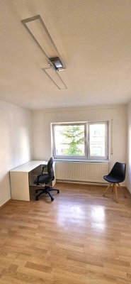 Zimmer in modernisierter 2-Zi. Whg. im Herzen von Karlsruhe