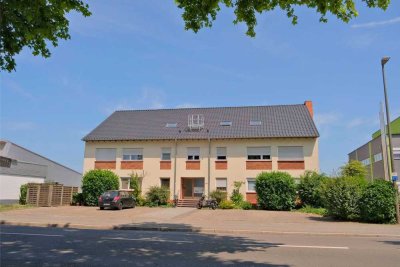 Helle 3-Zimmer-Wohnung mit Balkon, ruhiger Lage nach hinten, sofort bezugsfrei