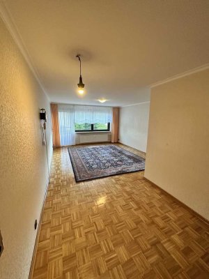 Ruhige und zentral gelegene 3-Zimmer Wohnung mit EBK und großen Balkon in Hannover-Kleefeld