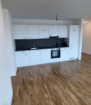 ab 1.1.2026: sehr schöne 3-Zimmer-Wohnung mit Balkon direkt an der U2 sowie Alter und Neuer Donau