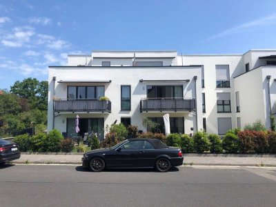 Geschmackvolle, neuwertige 3-Zimmer-Wohnung mit geh. Innenausstattung mit Balkon und EBK