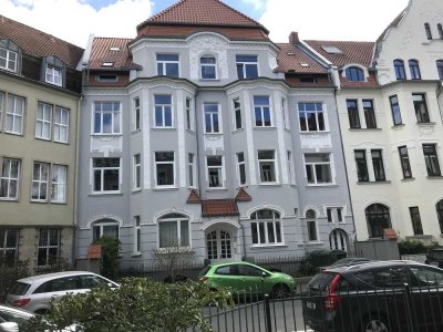 Renovierungsbedürftige 3-Raum-Wohnung in Hannover