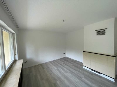 Renovierte Zweizimmerwohnung in sehr guter Lage mit Balkon