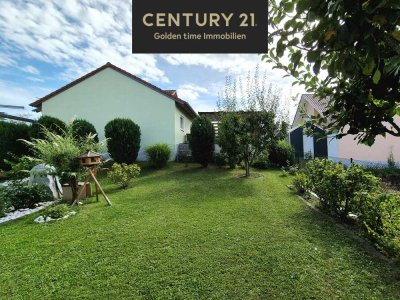 ***Wohnen mit Hausgefühl – Terrassenwohnung mit Wintergarten und eigenem Gartenparadies***