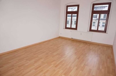 EBK ***.  ! TOP Whg. frei ab 1.7.26 - im 3. OG und mit Balkon !