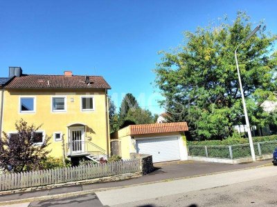 Naturnah und Stadtnah Eigenheim mit großem Garten und XXL Garage