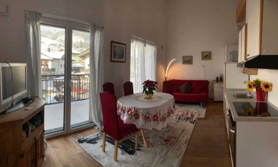 Möbliertes Loft mit Balkon, Aufzug und Stellplatz – alles inklusive