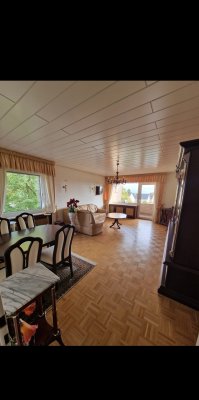 Wunderschöne 2-Zimmer-Wohnung mit Blick auf Kölner Skyline