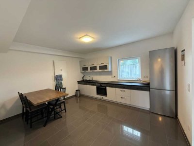 Helle 3-Zimmer-Wohnung mit EBK in Großmaischeid