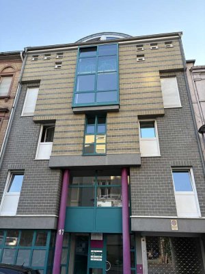 Neuwertige 1 Zimmer Wohnung in zentraler Lage, Barrierefrei