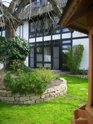 BS-Riddagshausen, ruhige 3 ZKB-Wohnung mit eigener Terrasse und Garten - provisionsfrei -