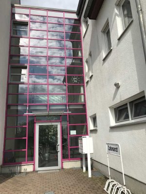 Samstag, Bes. 29.11.2025, 11:00 Uhr, 4 Zimmer Wohnung mit Balkon im Grünen, großer Garten,