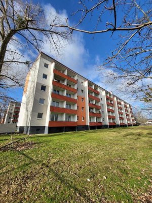 IDEAL FÜR STUDENTEN - 2-RW - Balkon - Bad mit Wanne - Aufzug