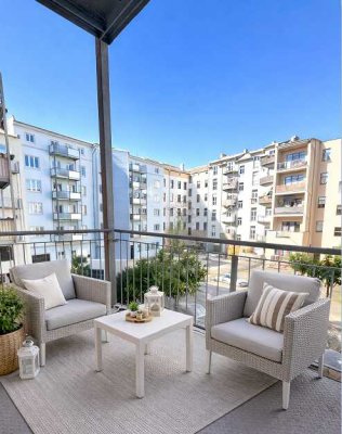 Frisch renoviert! 4-Raum-Wohnung in der Altstadt I Einbauküche und Balkon | Stellplatz mögl.