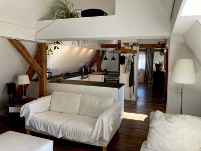 Geschmackvolle 3-Zimmer Wohnung mit Reihenhaus-Charakter